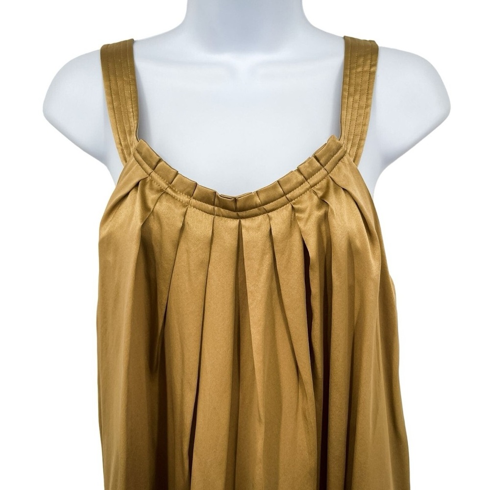 BCBG MaxAzria Champagne 100% Silk Mini (XS)